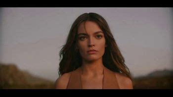 Burberry Goddess TV Spot, 'Lioness Strength' 